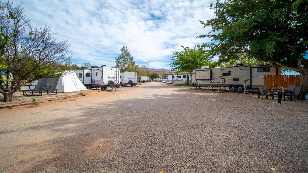 Hotel Ok Rv Park Glamping Tipi Ok55 Moab Exterior foto