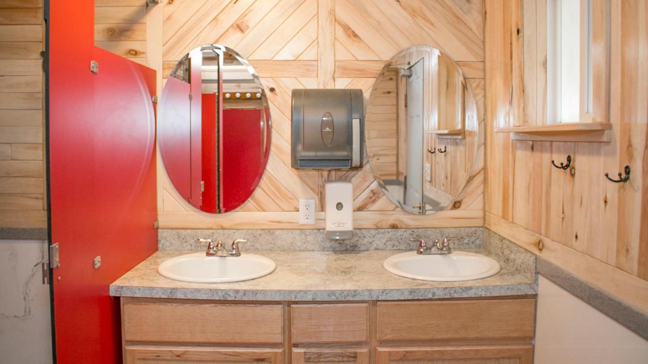 Hotel Ok Rv Park Glamping Tipi Ok55 Moab Exterior foto