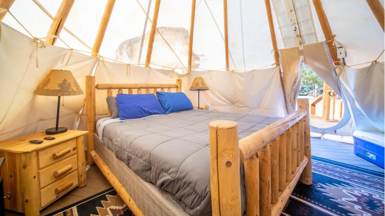 Hotel Ok Rv Park Glamping Tipi Ok55 Moab Exterior foto